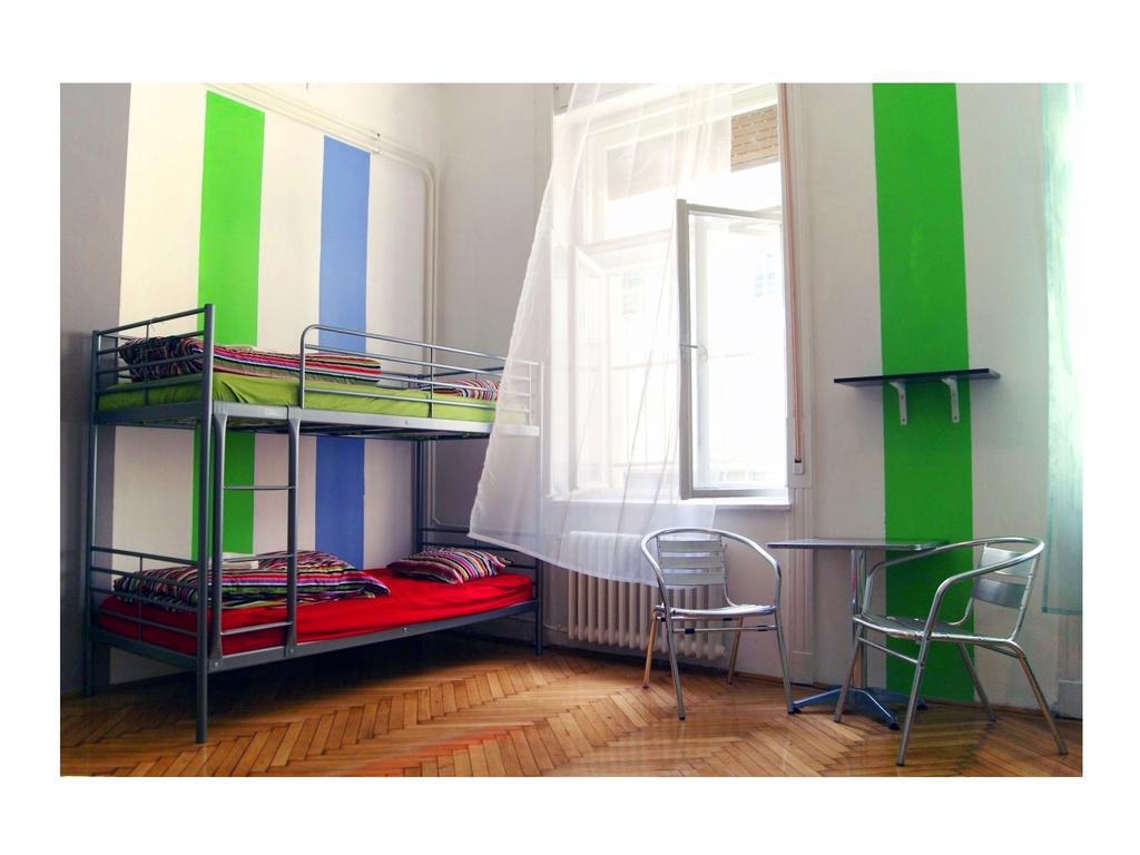 Westend Hostel Budapest Habitación foto